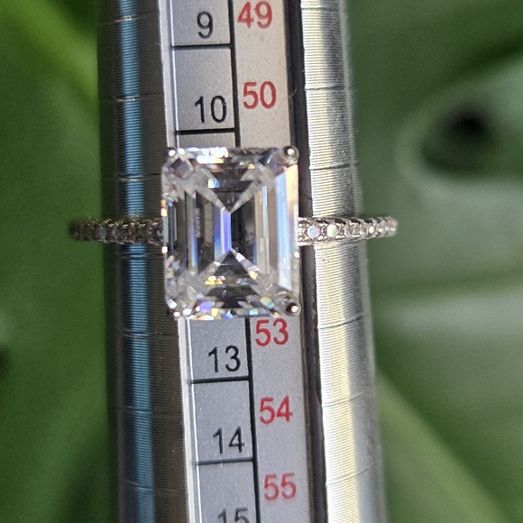 Emerald Cut Moissanite Ring – 925 Sterling Silver Pavé Band – Size 6 – 3ct - Picture 5 of 14